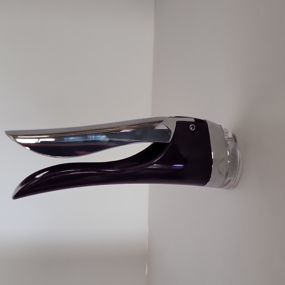 Savora Garlic Press